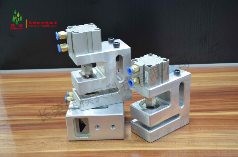 triangle hole punch for hooking hole package
